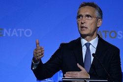 NATO đe dọa 'ra đòn rắn' với Nga nếu rút khỏi Hiệp ước INF