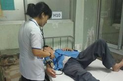 Bị bác sĩ đánh tại nơi làm việc, nam điều dưỡng nhập viện cấp cứu