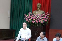 Hàng cây hoa sữa trên phố Trích Sài được đưa về đâu chăm sóc?