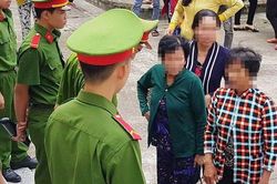 Sóc Trăng: Hàng chục hụi viên 'náo loạn' đòi tiền tại tòa sau khi tuyên án