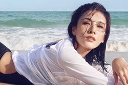 Sự nghiệp lận đận của những người đẹp được Thành Long o bế