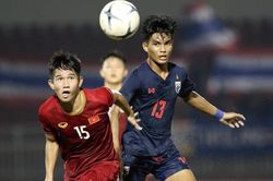 Bị Việt Nam cầm hòa, CĐV Thái Lan quay sang tâng bốc Malaysia