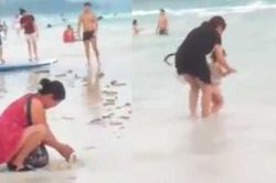 Bãi biển Philippines đóng cửa vì du khách chôn bỉm xuống cát