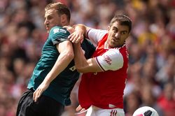 'Thi đấu với Liverpool dễ thở hơn khi đối đầu Burnley'