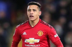 Cho mượn không Sanchez, Man.United vẫn phải 'gánh' nửa lương