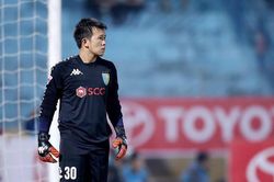 VPF-Vinh danh thủ môn phạm luật