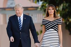 Bà Trump và sự tính toán về thời trang mỗi lần ra nước ngoài công tác