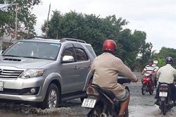 Chủ tịch tỉnh Cà Mau chỉ đạo 'nóng' vụ phản ánh đường vào bệnh viện tỉnh của báo Người Đưa Tin