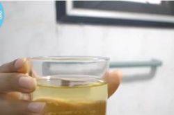 Thầy giáo pha nước tiểu ép học sinh uống chữa bệnh
