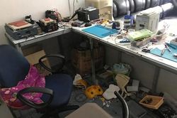 Bắt nhóm đối tượng đột nhập cửa hàng phá két sắt