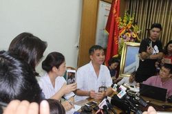 Vụ cháy tại công ty Rạng Đông: Bệnh viện Bạch Mai thông tin về nguy cơ nhiễm độc thủy ngân