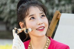 Loạt nhẫn, vòng cổ nhanh chóng cháy hàng nhờ phim 'Hotel Del Luna'