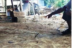 Bờ sông Gianh xuất hiện vết nứt dài bất thường sau lũ