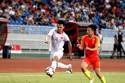 Truyền thông Trung Quốc lo lắng cho đội nhà