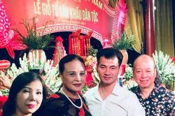NSND Trung Anh, Hoàng Cúc hội tụ trong lễ cúng Tổ sân khấu