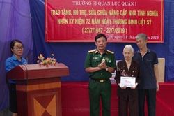 Tri ân nơi quê hương 'chiếc gậy Trường Sơn'