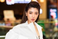 Trang Lê đẹp quyến rũ bên Song Luân, Huy Khánh