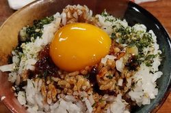 Bí mật giúp người Nhật ăn cơm trứng sống không ngộ độc