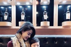 Diễn viên Thu Trang của Những nhân viên gương mẫu: 'Tôi cay đắng ôm con ra khỏi nhà khi con mới 5 tháng tuổi'