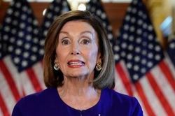 Ông Trump bị đề nghị luận tội, nhưng khó mất ghế