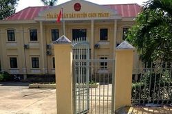 một thẩm phán TAND bị 'tố' đánh bạc