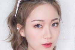 Hot girl trên mạng dạy đánh mắt tông hồng hợp với mọi cô gái