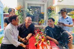 Ngậm ngùi chia sẻ của Quyền Linh 23 năm ngày mất Lê Công Tuấn Anh