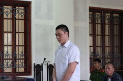 Đi mua cây keo 'tiện thể' buôn ma túy, gã đàn ông lĩnh án 20 năm tù
