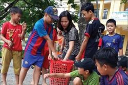 Giáo dục Tin tức giáo dục Cô hiệu trưởng yêu môi trường
