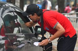 Cò nhập vé trận VN - Malaysia 3,5 triệu, phải bán lại 2,5 triệu?