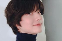 Giữa bê bối ly hôn, Goo Hye Sun khoe ảnh thơ ấu xinh như búp bê