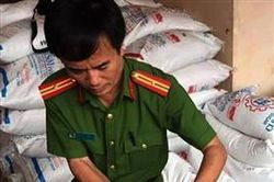 Lãnh án do vận chuyển pháo lậu