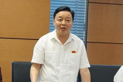Bộ trưởng Trần Hồng Hà: 'Cung cấp nước bẩn cho dân có thể bị đi tù'