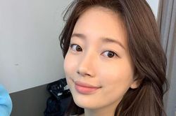 Suzy gây tranh cãi lớn khi đăng poster phim của Gong Yoo và Jung Yoo Mi