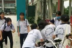 Kỷ luật nữ sinh bị đánh hội đồng, xử phạt người quay clip tung lên mạng
