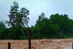 Quảng Ngãi: Lũ các sông lên nhanh