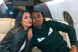 Người yêu cũ Neymar đang cặp kè với người hùng CLB Juventus