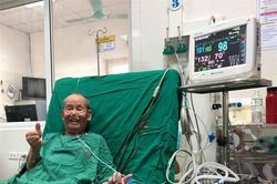 Phẫu thuật phổi thành công cho cụ ông 90 tuổi