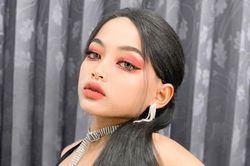 Cậu bé Thái Lan thích trang điểm đậm, thần thái như hoa hậu