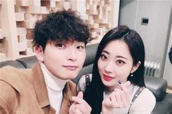 SBS tung tin hẹn hò của nam thần Jinwoon (2AM) và idol bốc lửa Kyungri (9MUSES): Cặp đôi sexy nhất Kbiz là đây!