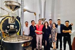 CLB Doanh nhân 9295 hợp tác phát triển thương hiệu 3F và Skyline Coffee