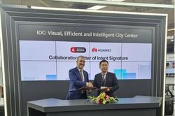 Barcelona và Huawei ký thỏa thuận hợp tác phát triển các dự án công nghệ