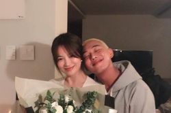 Song Hye Kyo ăn sinh nhật bên Yoo Ah In: Ngọt ngào tựa đầu vào nhau!