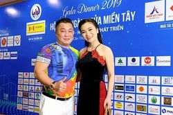 Nhan sắc 'không phải dạng vừa' của cô gái được cho là người yêu Lý Hùng