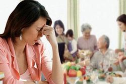 Tốn của vì mẹ chồng... tiết kiệm