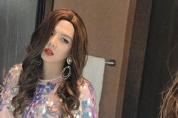 Màn giả gái 'cực ngọt', không kém bất cứ mỹ nhân nào của Duy Khánh