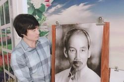 Họa sĩ trẻ đam mê vẽ chân dung Bác Hồ