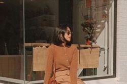 Học ngay 12 set đồ của các quý cô Châu Á để thêm ý tưởng diện đồ cho những ngày mưa lạnh