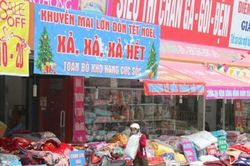 Cẩn trọng với chiêu xả hàng cuối năm