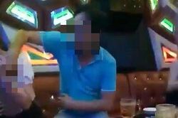 Phó Bí thư Huyện ủy thừa nhận 'sàm sỡ' nữ nhân viên quán karaoke